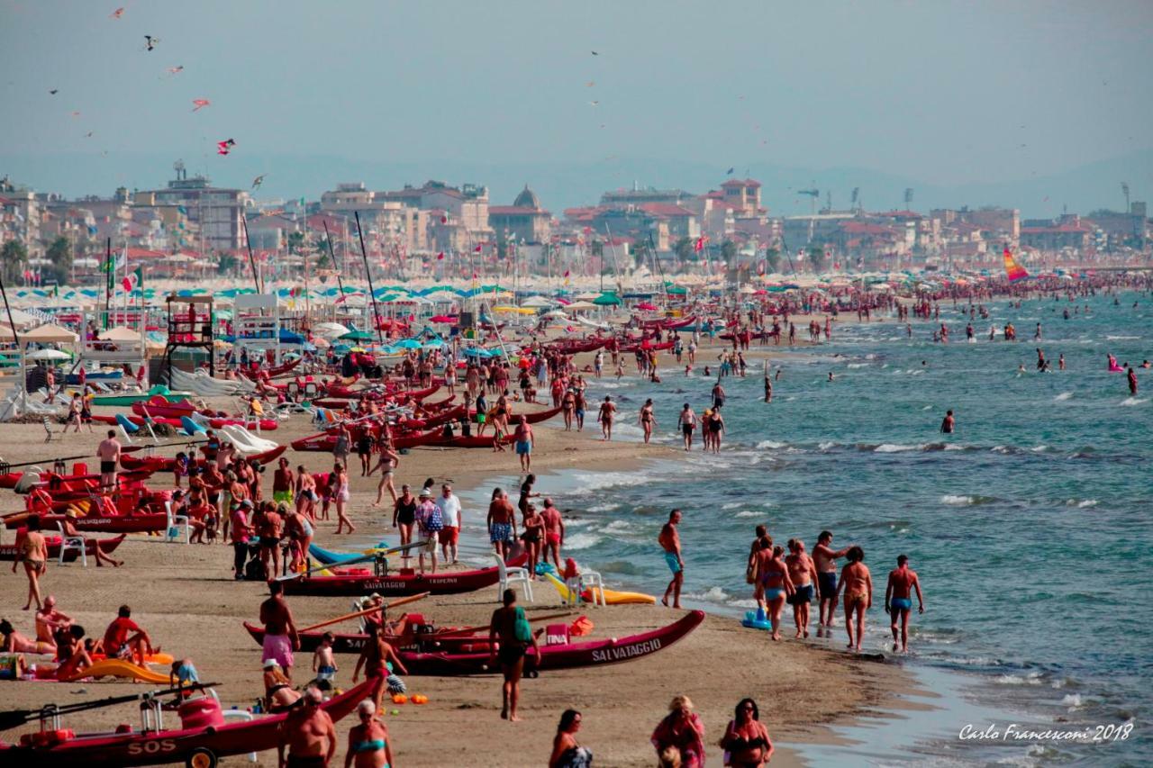 Vacanze A В'яреджо Екстер'єр фото